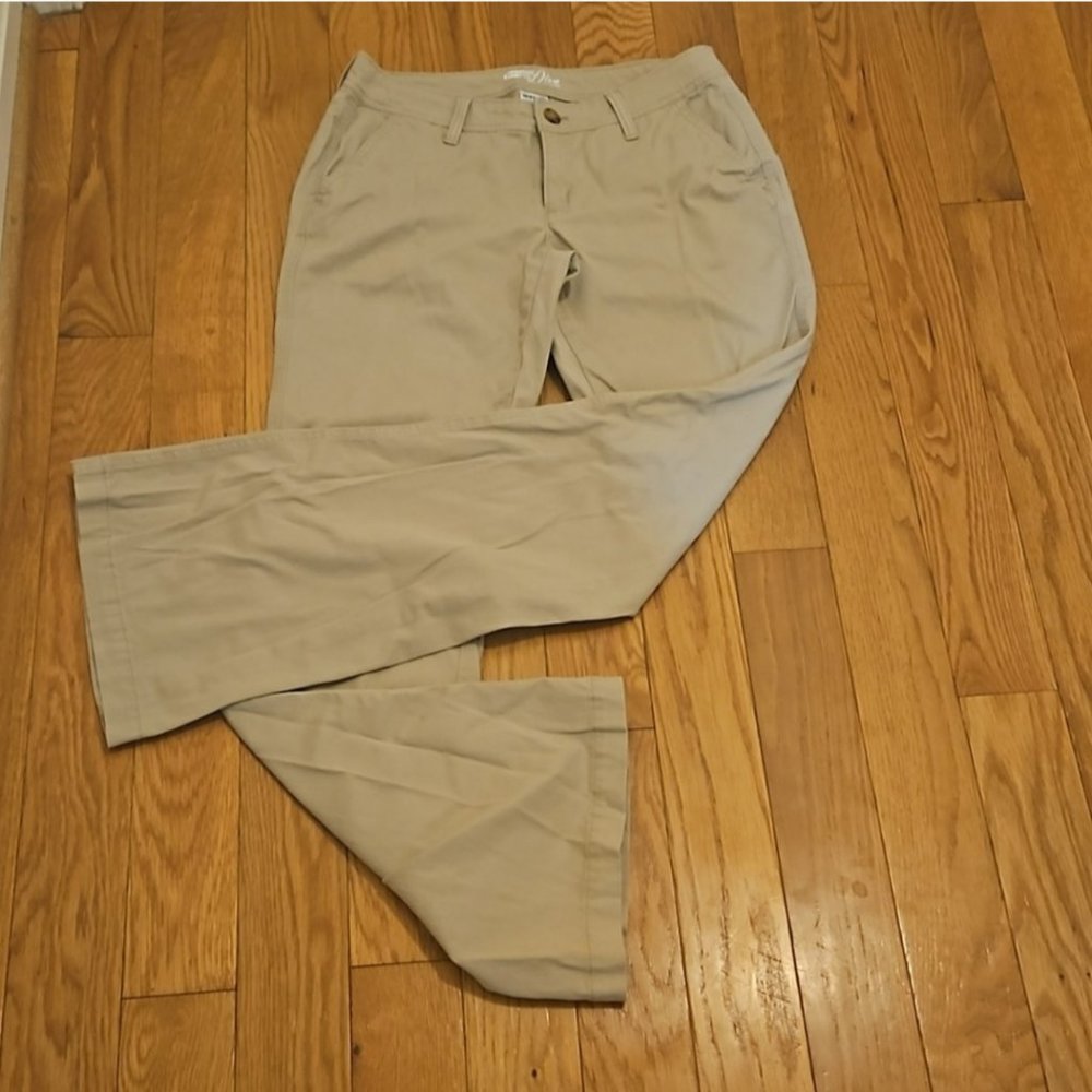 Old Navy The Diva Boot Cut Khakis